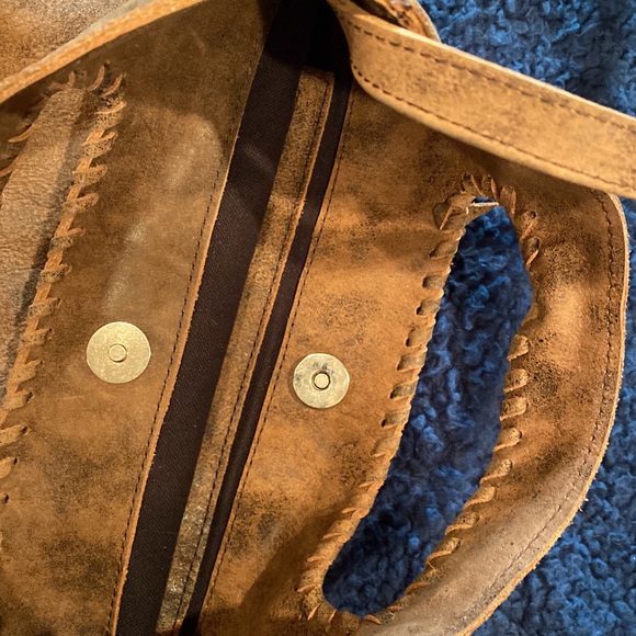 Jennifer Haley Fringe Distressed Crossbody/clutch - Picture 11 of 11